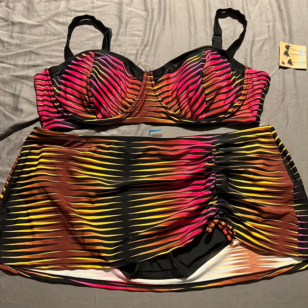 Women’s plus 2 piece swim wear.  Size 22/24